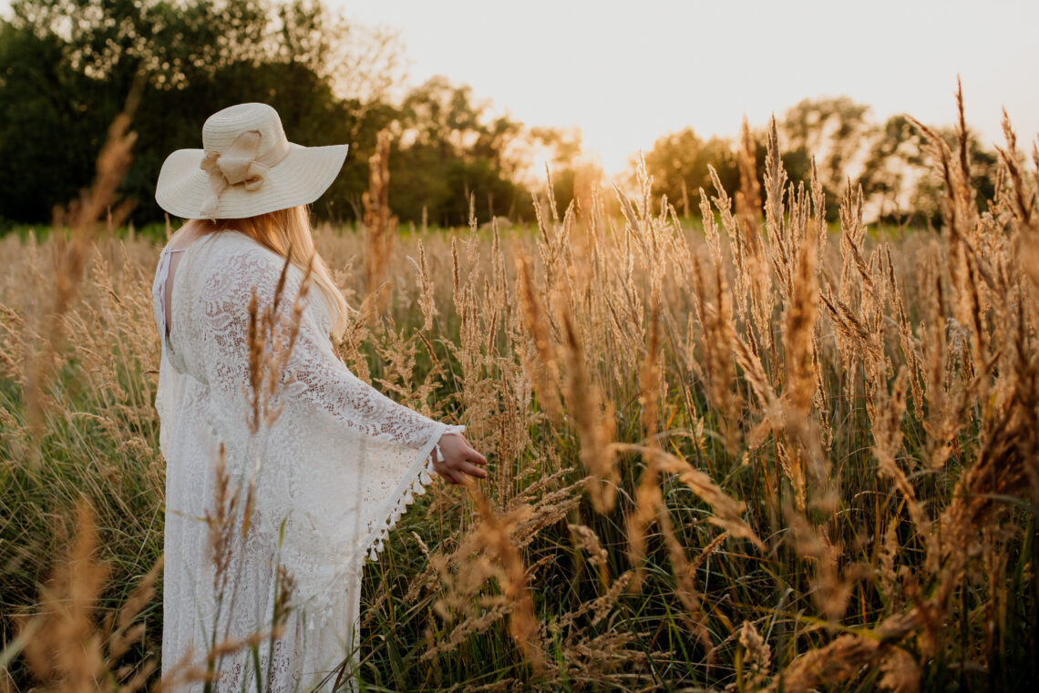 sesja ciążowa w stylu boho